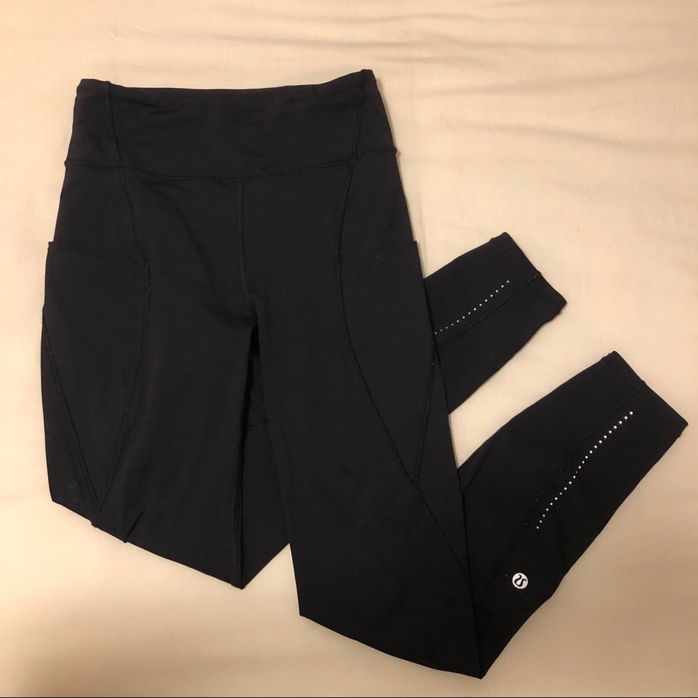 Lululemon Fast and free 25” size 4 black leggings